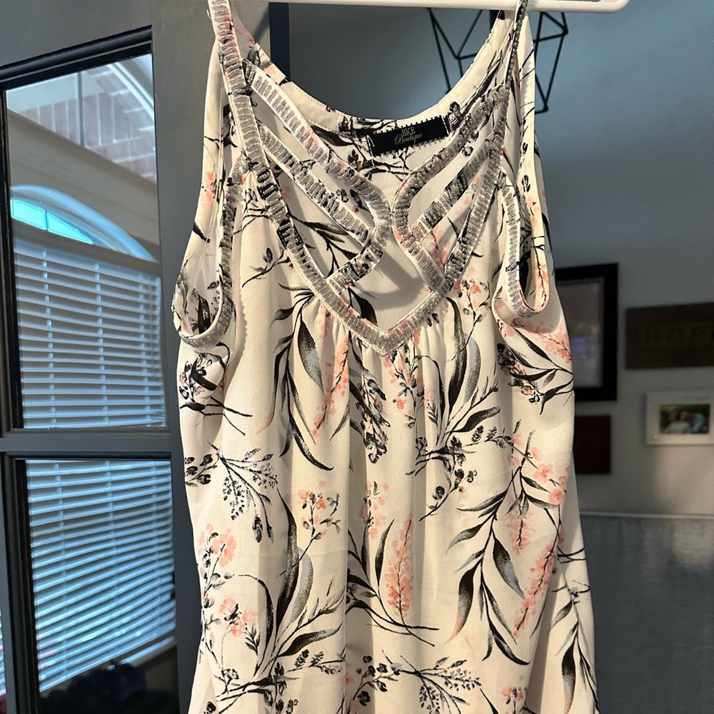 Buckle tank top